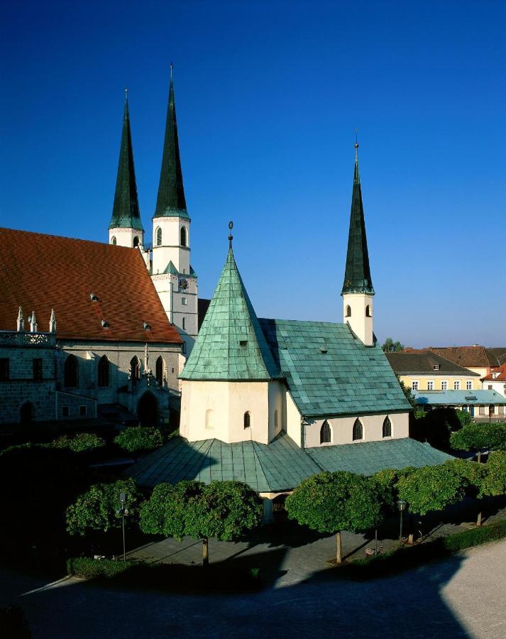 Gasthof Scharnagl Hotel Altotting Bagian luar foto