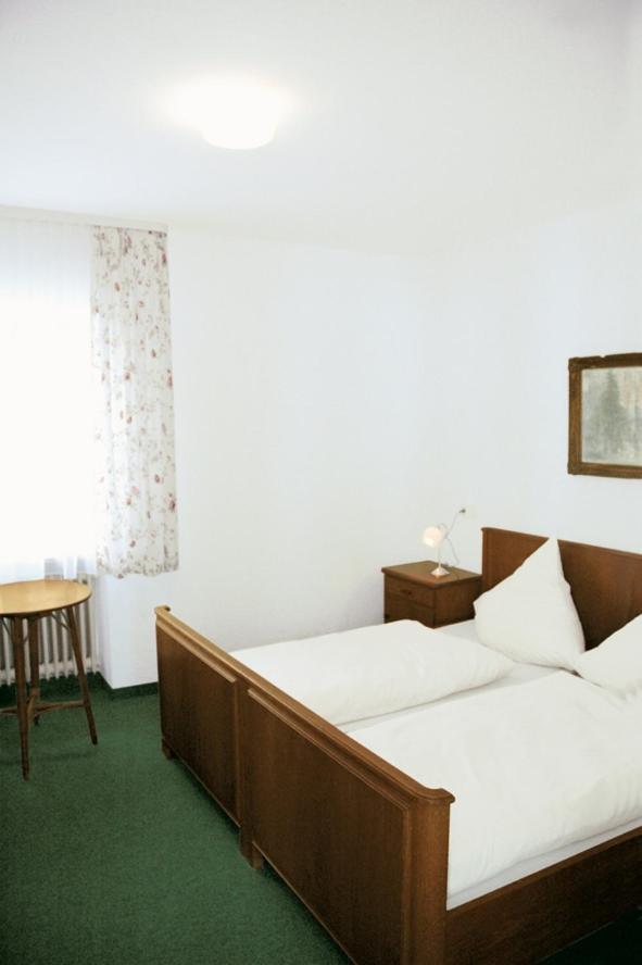 Gasthof Scharnagl Hotel Altotting Bagian luar foto