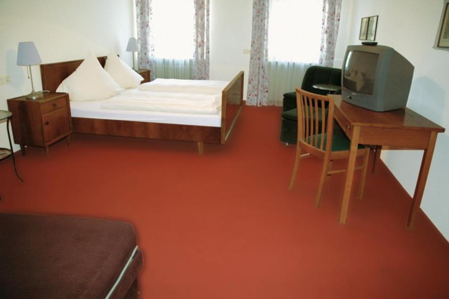 Gasthof Scharnagl Hotel Altotting Bagian luar foto
