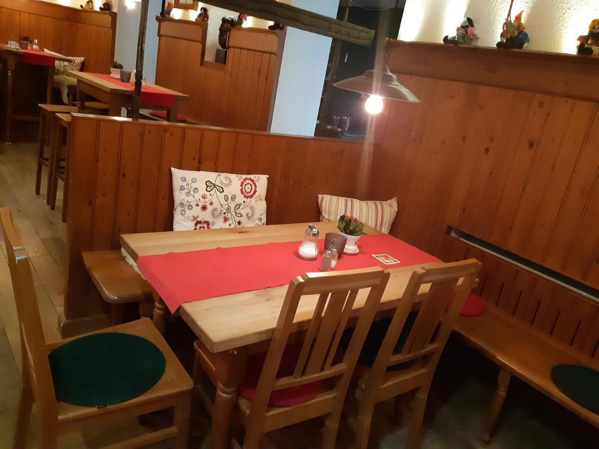 Gasthof Scharnagl Hotel Altotting Bagian luar foto